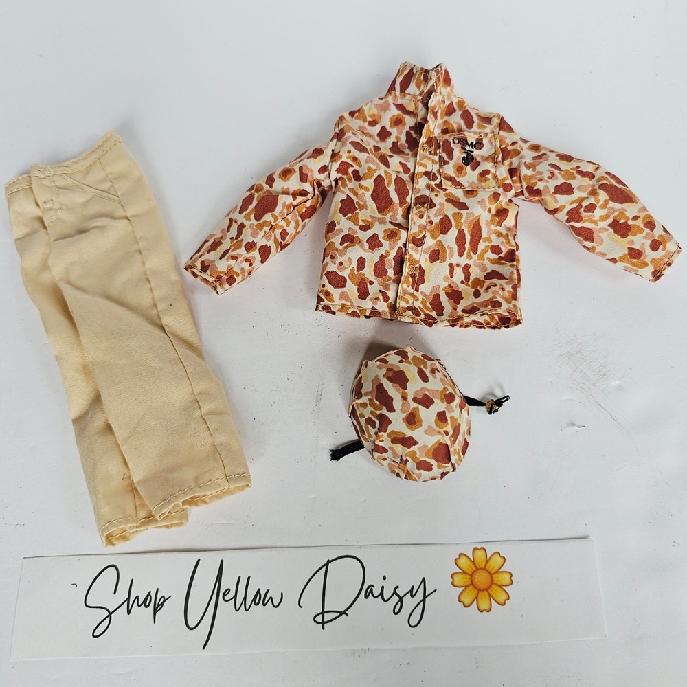 Vintage G.I. Joe‎ Hasbro USMC Camo Jacket Pants Helmet Action Figure Outfit Set